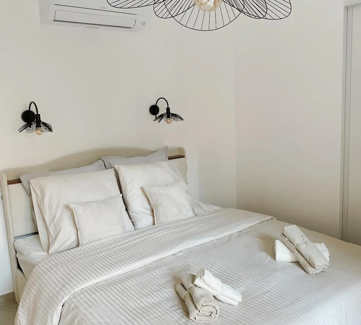Appartement De Luxe Climatise, Parking & 2 Balcons Βιλφράνς-συρ-Μερ 0*,